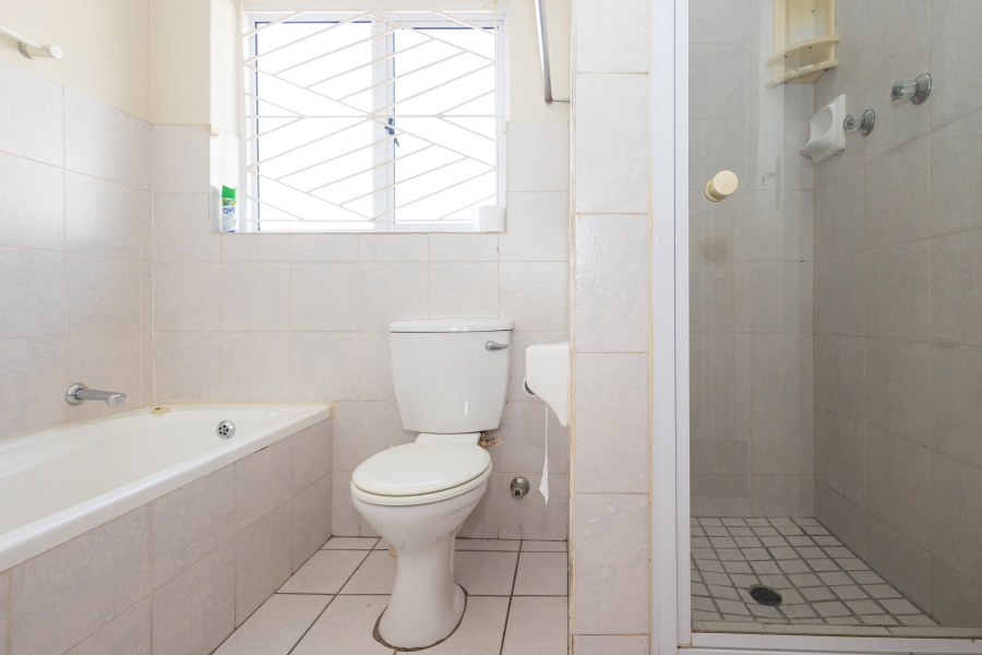 2 Bedroom Property for Sale in Protea Village Western Cape